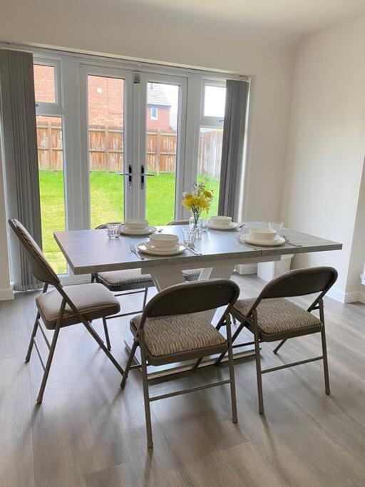 4-Room Detached Furnished Home With Parking Leicester Luaran gambar